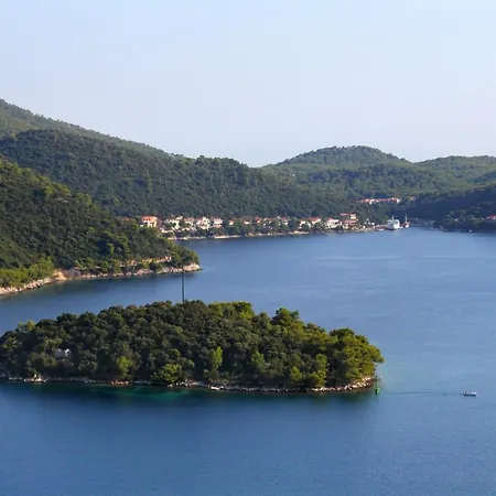 Apartamento By The Sea Ubli, - 16599