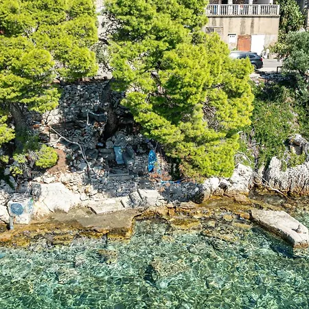 Apartment By The Sea Ubli, - 16599 *