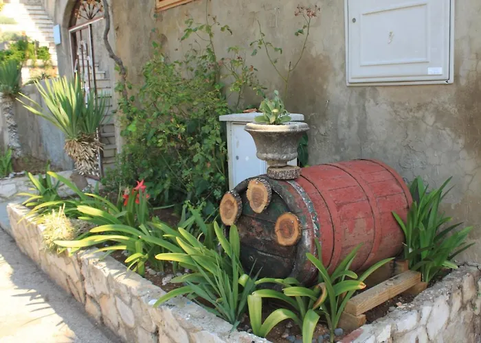 By The Sea Ubli, - 16599 Apartamento *