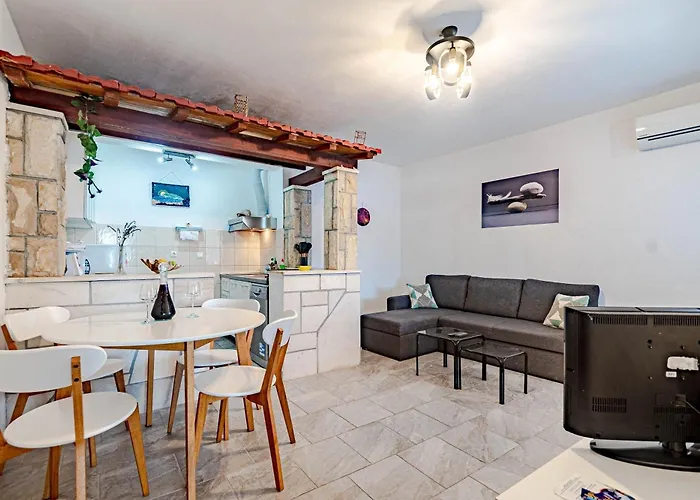 By The Sea Ubli, - 16599 *