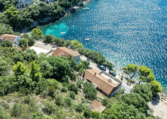 Apartamento By The Sea Ubli, - 16599 *